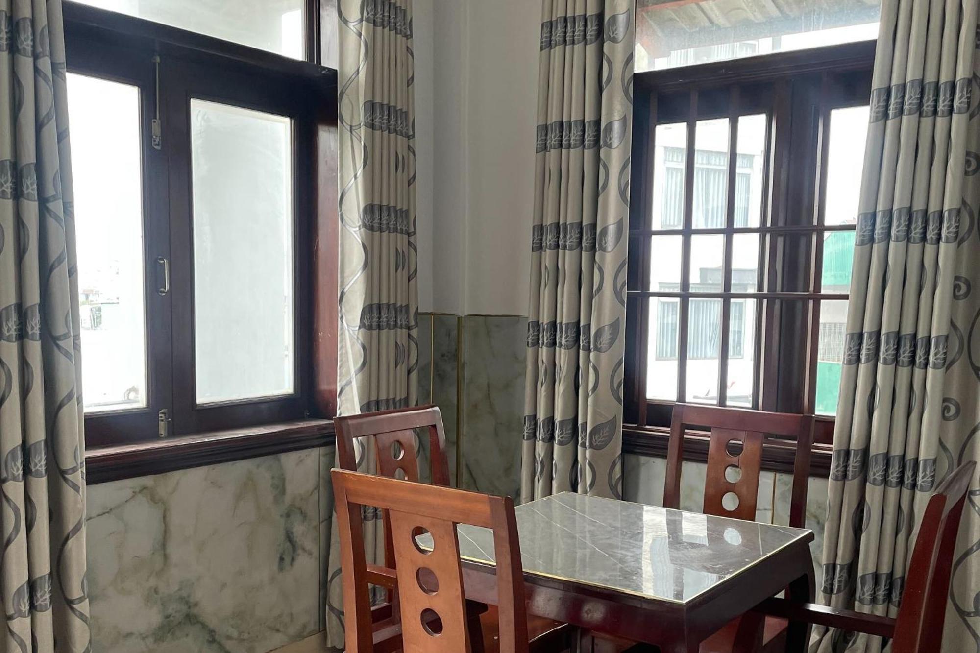 Hoa Sen Hotel Thành Pho Ho Chí Minh Esterno foto