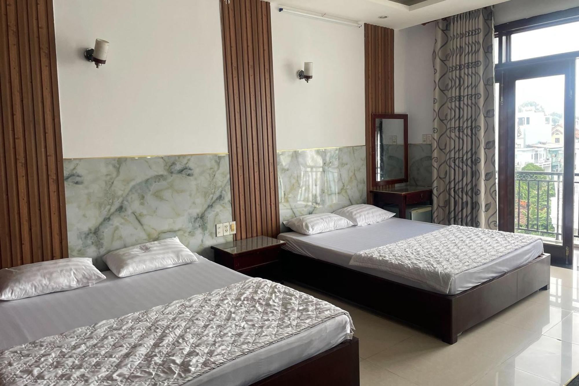 Hoa Sen Hotel Thành Pho Ho Chí Minh Esterno foto