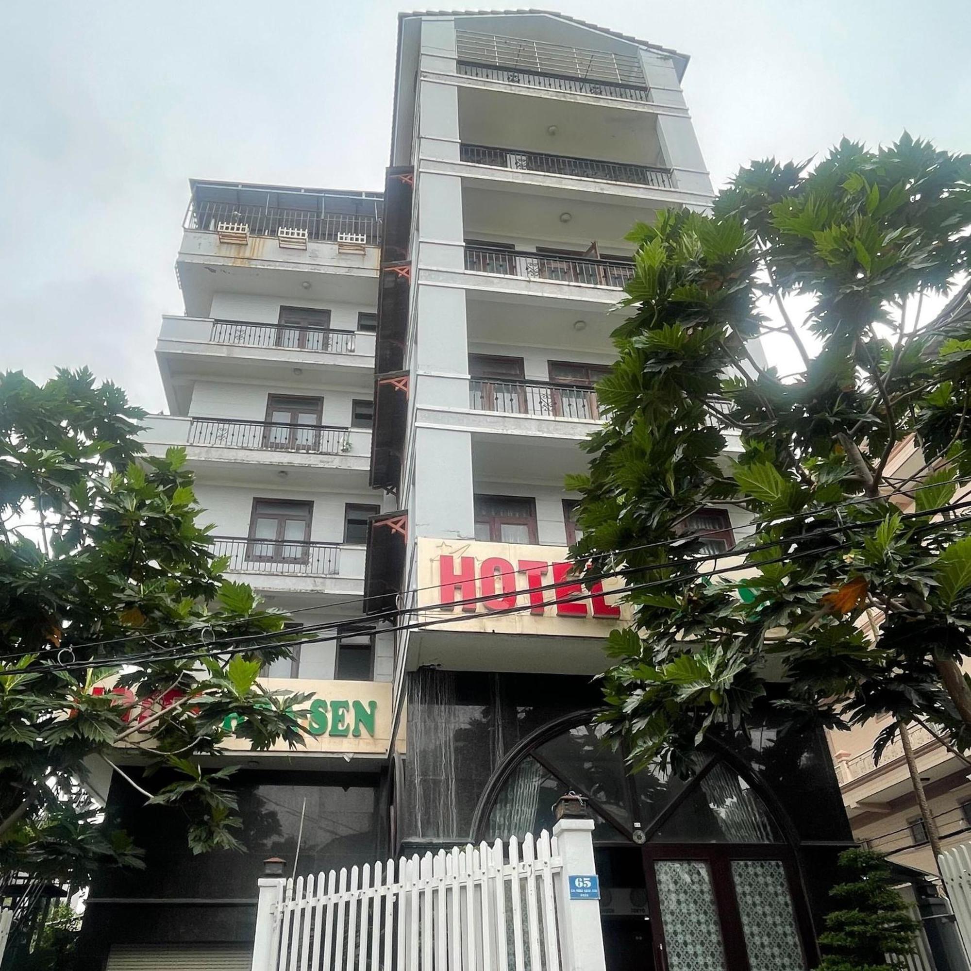 Hoa Sen Hotel Thành Pho Ho Chí Minh Esterno foto